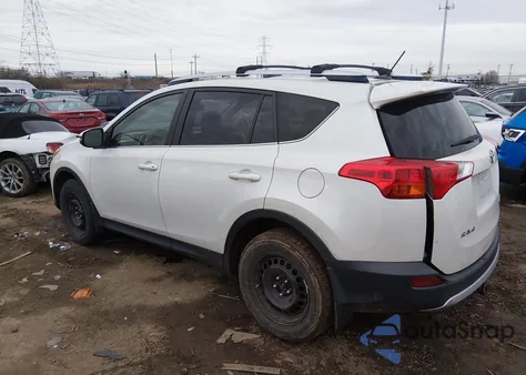 2015 Toyota Rav4 Limited z USA, uszkodzony, nr VIN JTMDFREV1FD148698